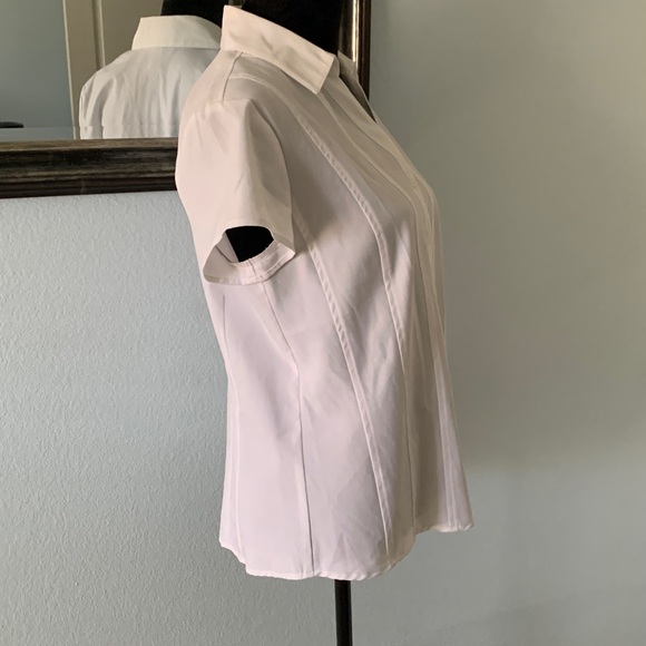 White Short Sleeve Button-Up blouse - Picture 3 of 5